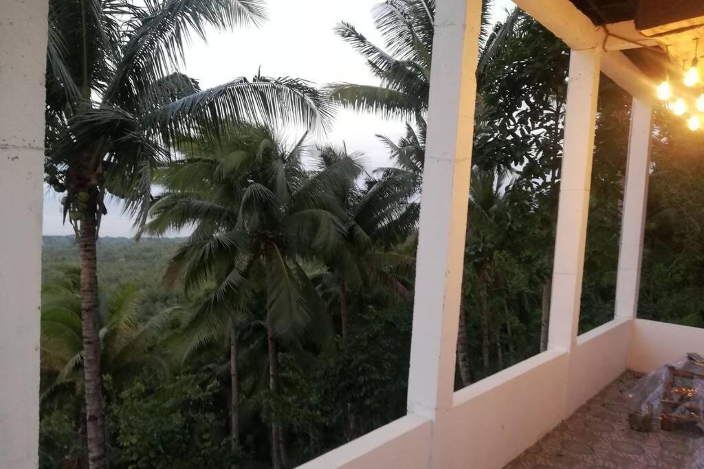 Apartamento The Balcony Of The Camiguin Island Mambajao Exterior foto