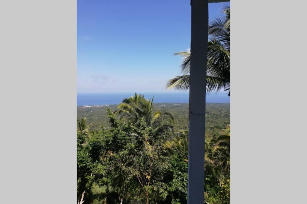 Apartamento The Balcony Of The Camiguin Island Mambajao Exterior foto