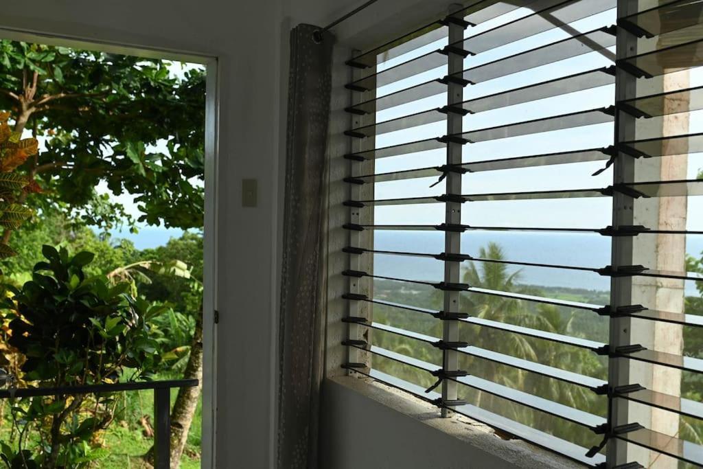 Apartamento The Balcony Of The Camiguin Island Mambajao Exterior foto